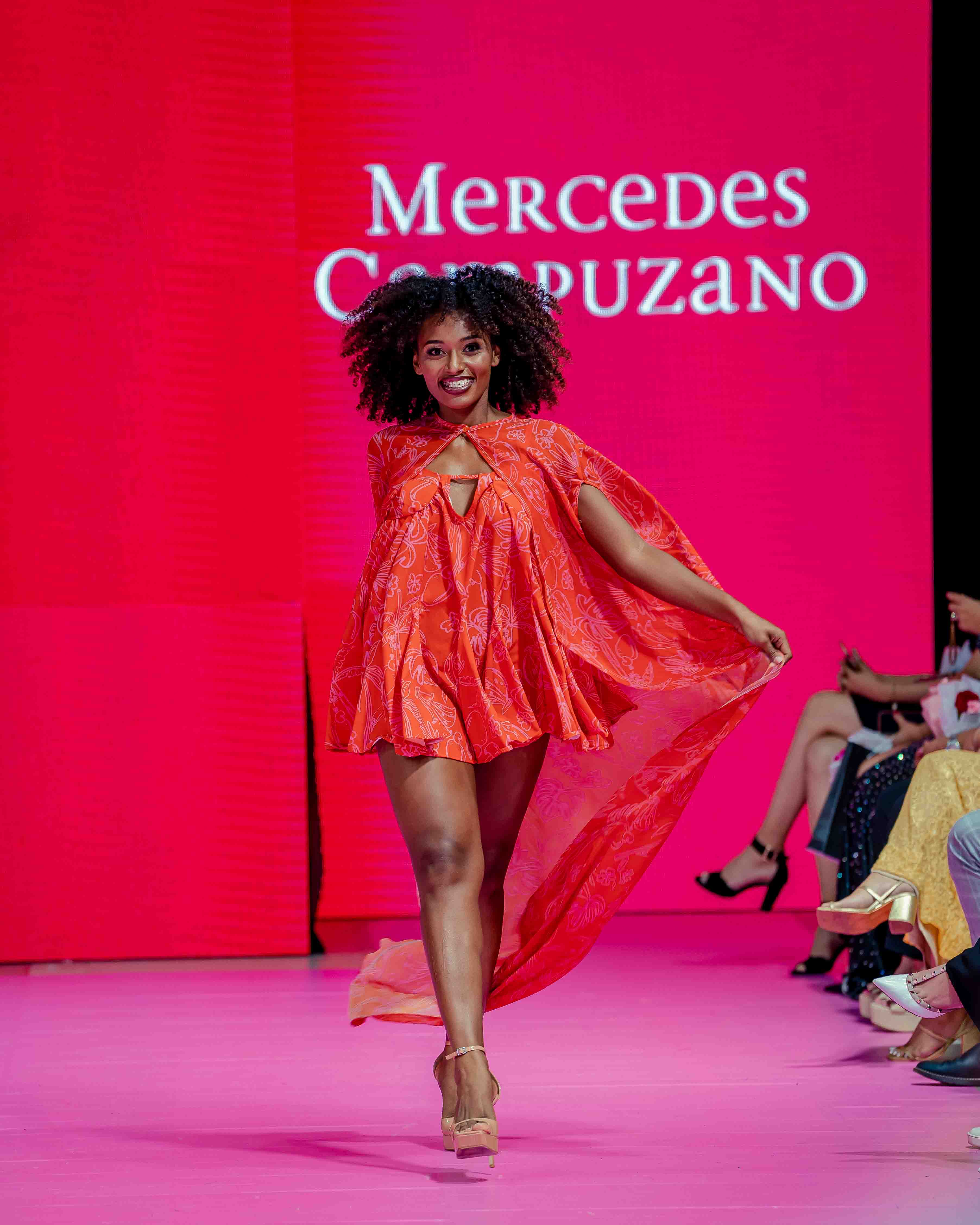 Mercedes Campuzano se presentó en “Nicaragua Diseña 2023: Innovación, moda y experimentación de la identidad Colombiana” con apoyo de la Embajada de Colombia