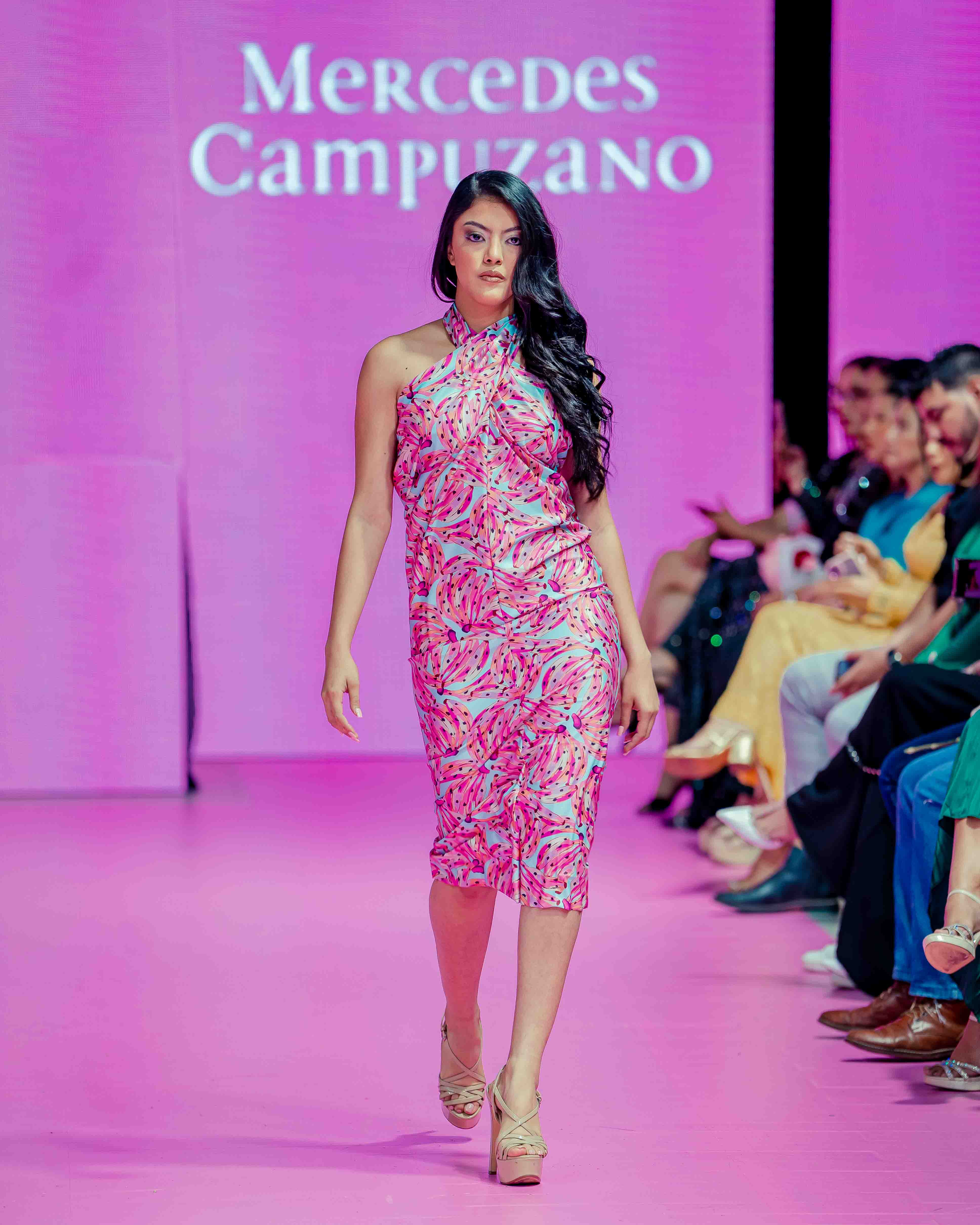 Mercedes Campuzano se presentó en “Nicaragua Diseña 2023: Innovación, moda y experimentación de la identidad Colombiana” con apoyo de la Embajada de Colombia