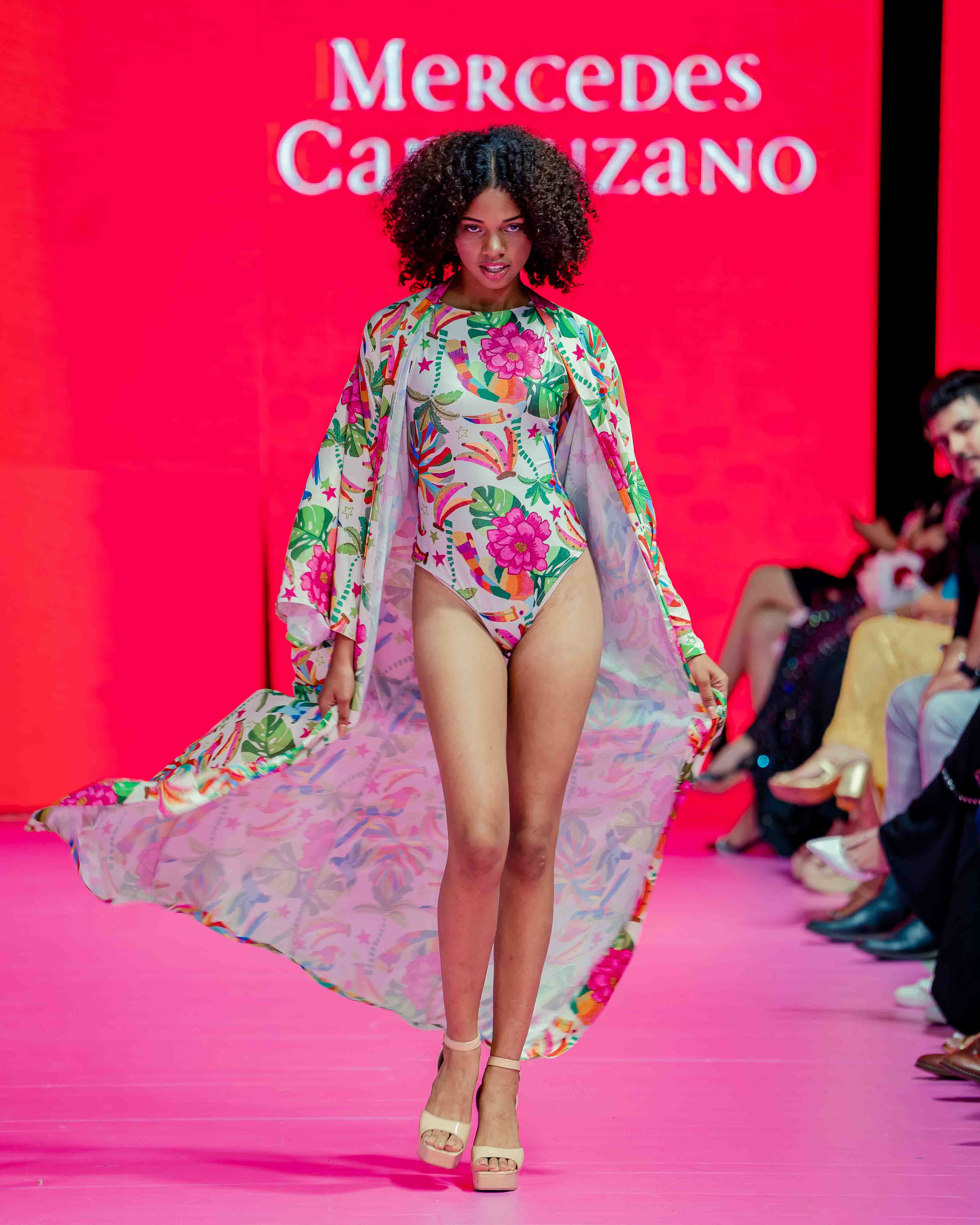 Mercedes Campuzano se presentó en “Nicaragua Diseña 2023: Innovación, moda y experimentación de la identidad Colombiana” con apoyo de la Embajada de Colombia