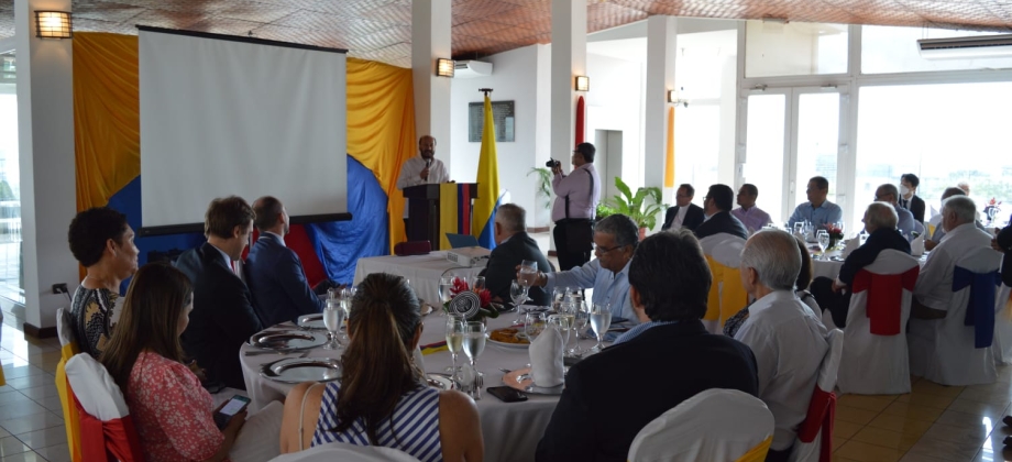 Invitados especiales de Nicaragua disfrutaron del evento gastronómico Sabores de Mar y Tierra a cargo de la chef Jennifer Rodríguez